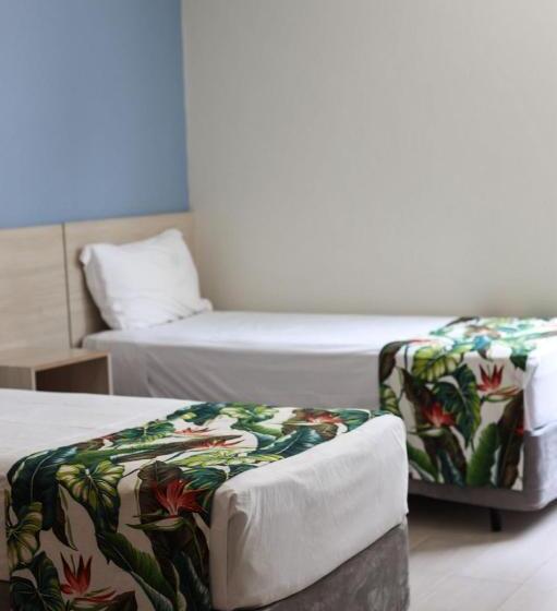 בית מלון כפרי Valinhos Plaza