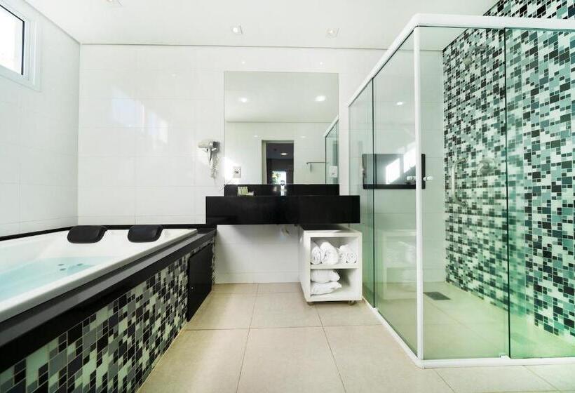 בית מלון כפרי Valinhos Plaza