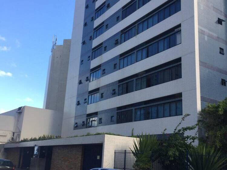 Studio Everest Flats