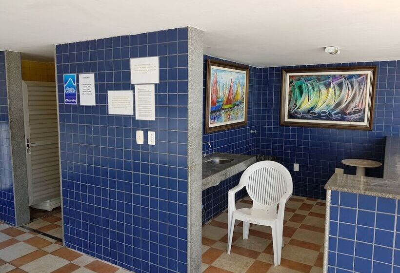 Studio Everest Flats