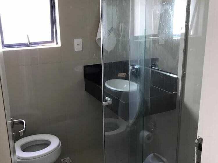 Studio Everest Flats