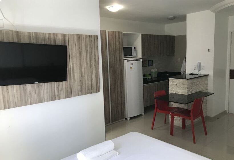 Studio Everest Flats