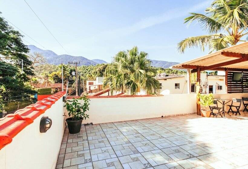 ユースホステル Velinn Pousada Praia Do Pereque