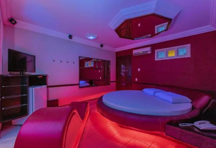 Dreams Motel