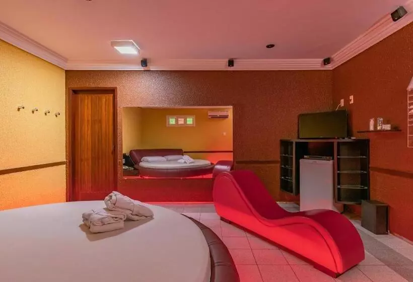Dreams Motel
