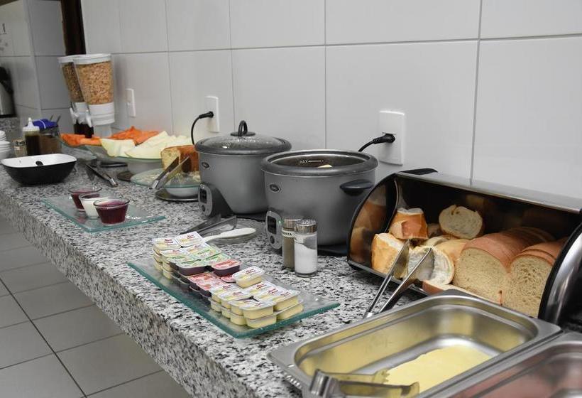 Отель Greenvile Barão