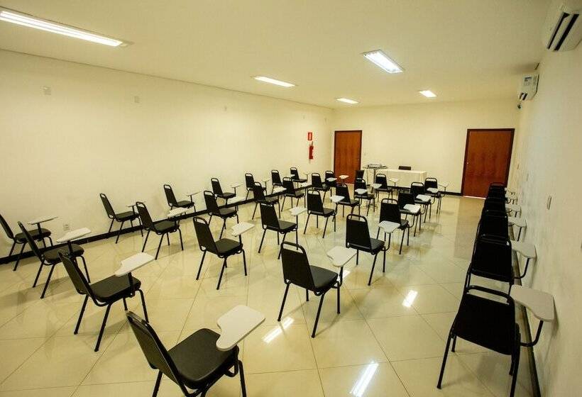 酒店 Carlton Plaza Torre