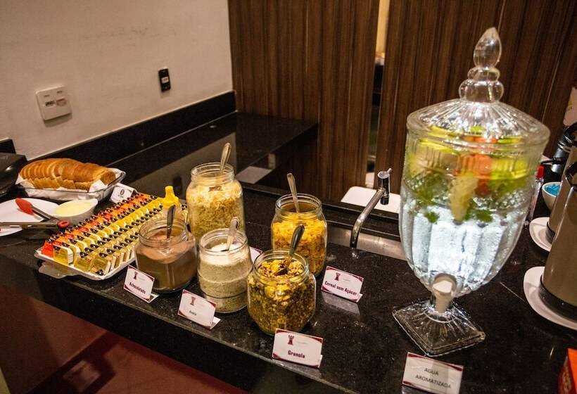 酒店 Carlton Plaza Torre