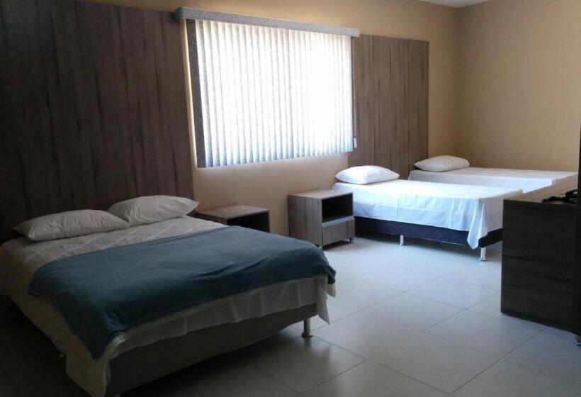 호텔 Conquista Palace