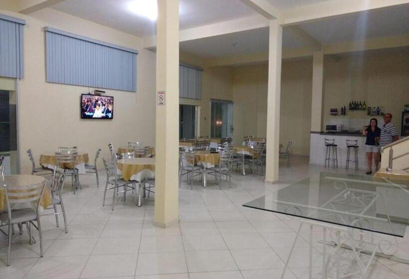 호텔 Conquista Palace