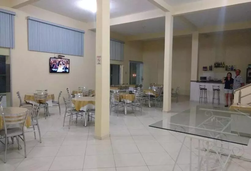 هتل Conquista Palace