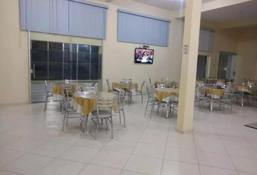 هتل Conquista Palace
