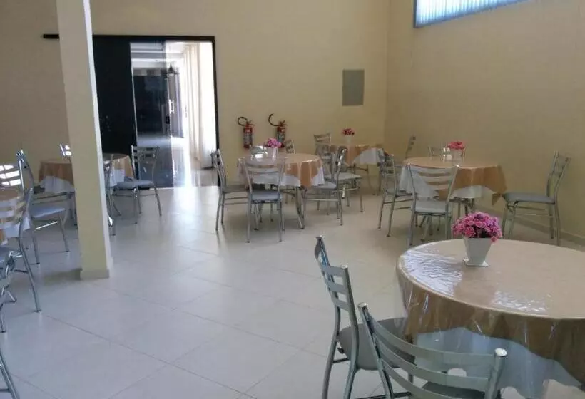 هتل Conquista Palace