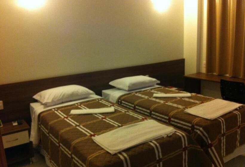 فندق Di Napoli Plaza