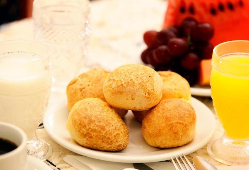 Hotel Galatas Central