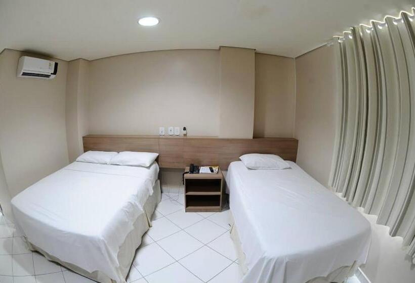 هتل Guapindaia Praça