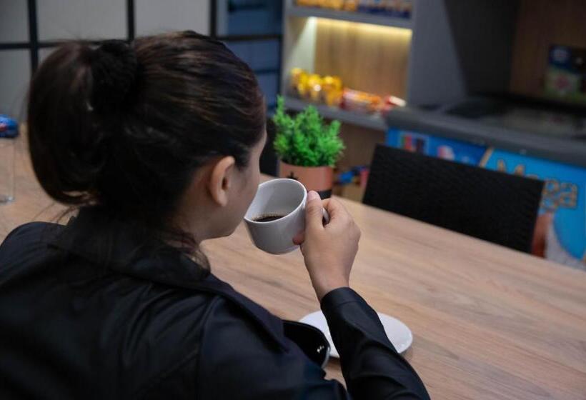 هتل Guapindaia Praça