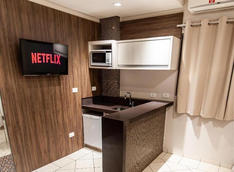 London Hotel Londrina