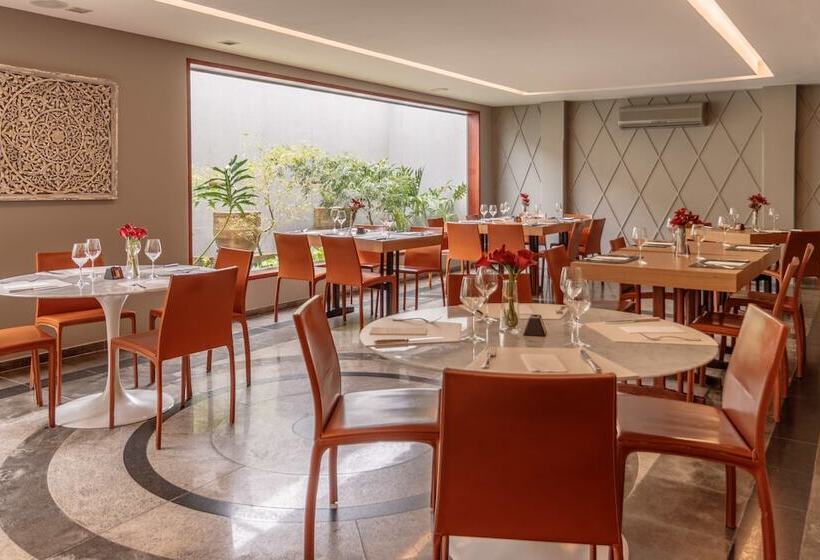 ホテル Mara Turismo