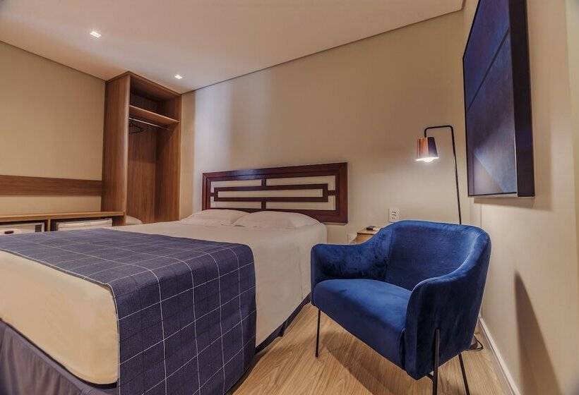 ホテル Mara Turismo