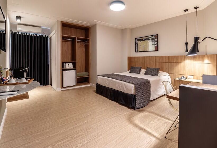 ホテル Mara Turismo