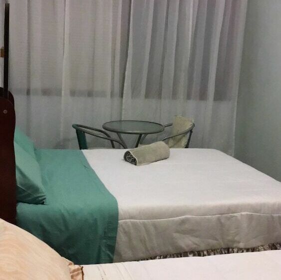 Mammas S Hostel E Pousada