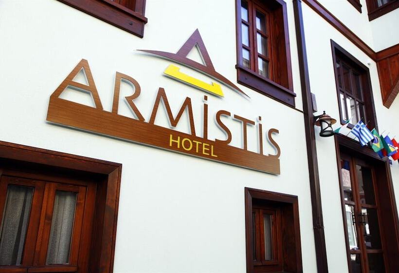 تختخواب و صبحانه Armistis