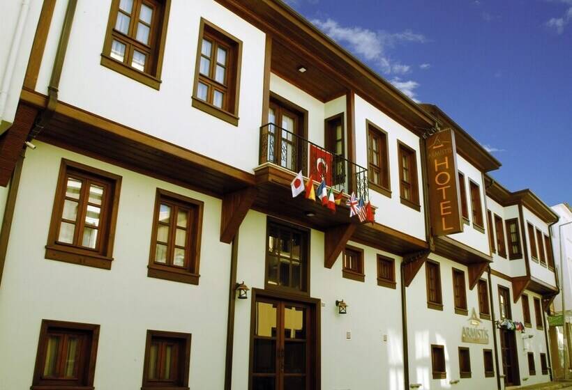 تختخواب و صبحانه Armistis