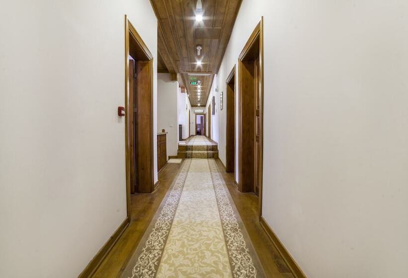 تختخواب و صبحانه Armistis