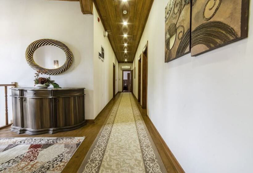 تختخواب و صبحانه Armistis