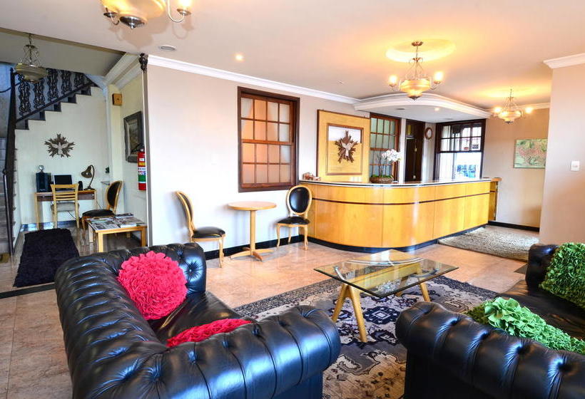 هتل Boroni Palace