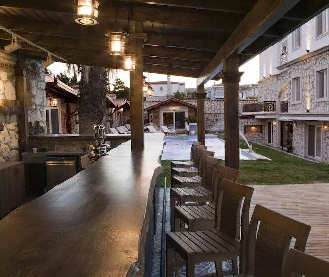 هتل Casa Sevilla Alacati