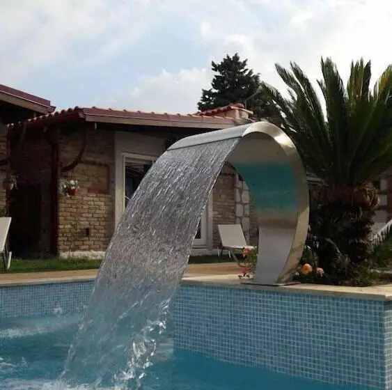 هتل Casa Sevilla Alacati