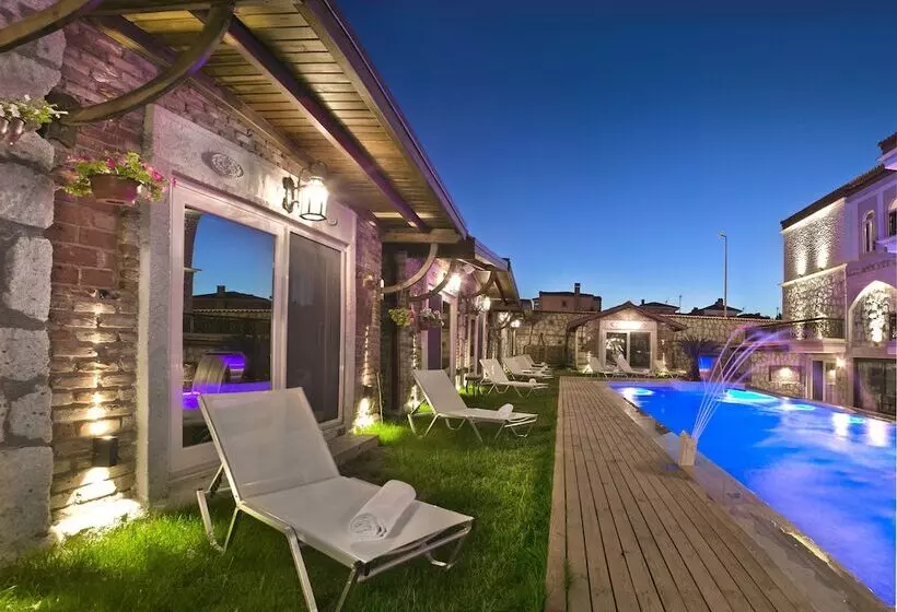 هتل Casa Sevilla Alacati