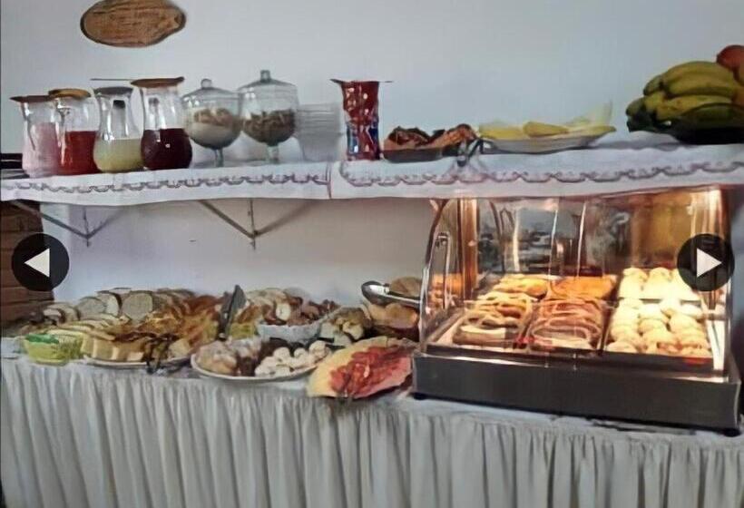 Hotel Pousada Recanto Da Giovana