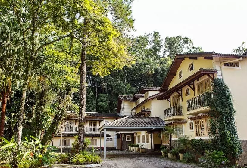 ホテル Rio Penedo