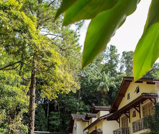 ホテル Rio Penedo