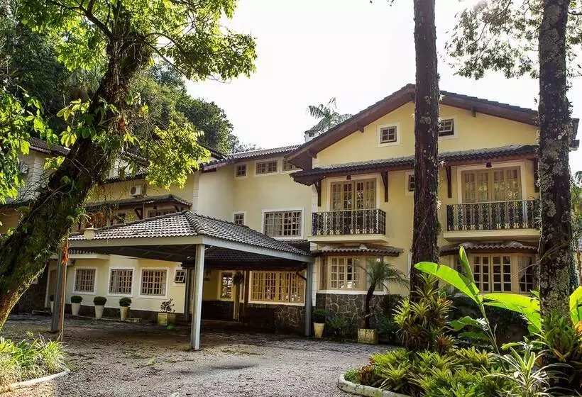 ホテル Rio Penedo