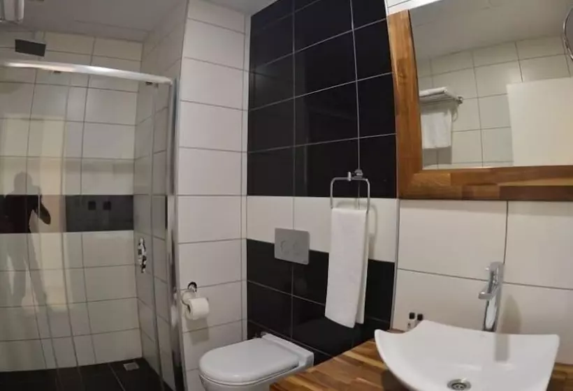Sahin Hotel 2