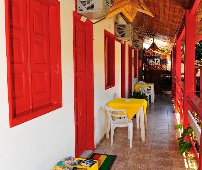 Pousada Escorregue No Reggae   Hostel
