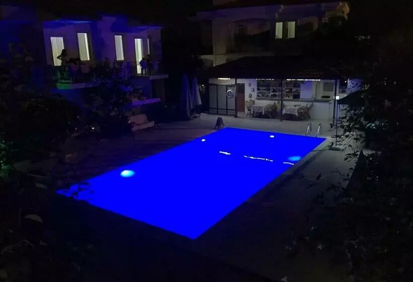 Sarıhan Apart Otel