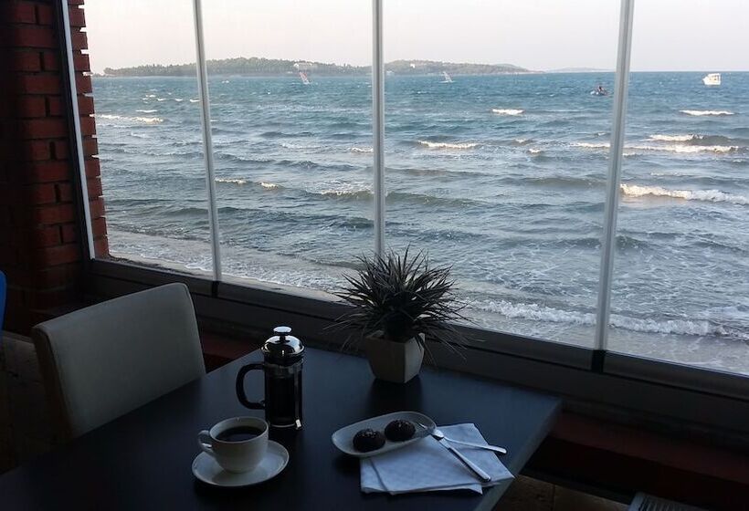 Urla Yelken Hotel   Adults Only