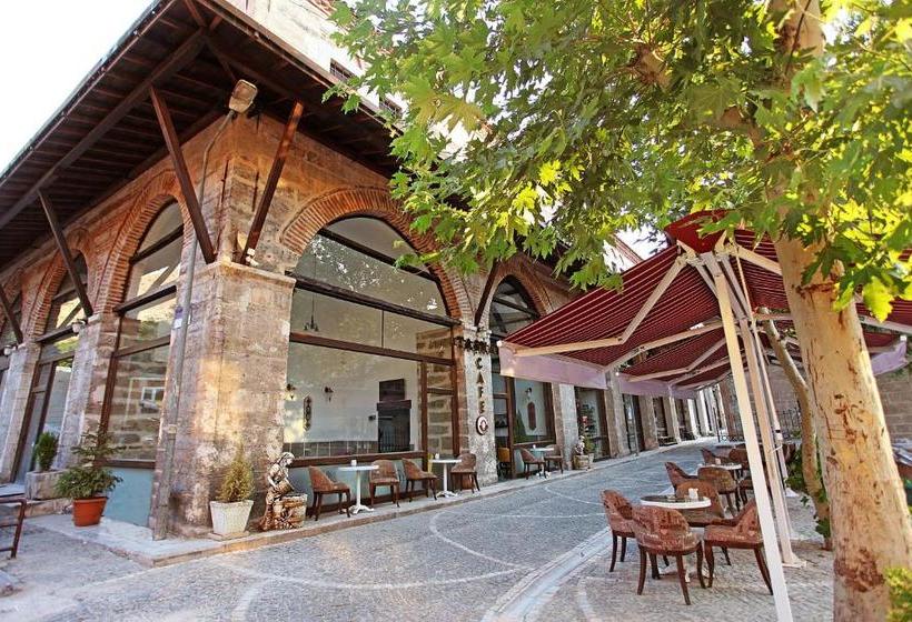 تختخواب و صبحانه Amasya Tashan