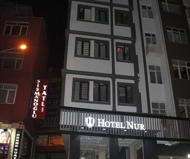 تختخواب و صبحانه Nur