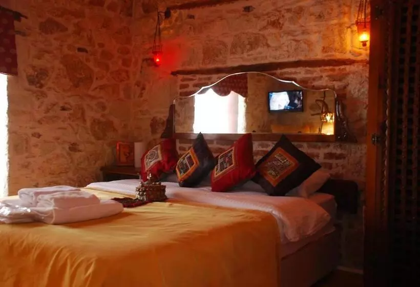 Hotel Foca Antik