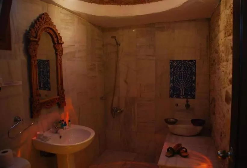 Hotel Foca Antik