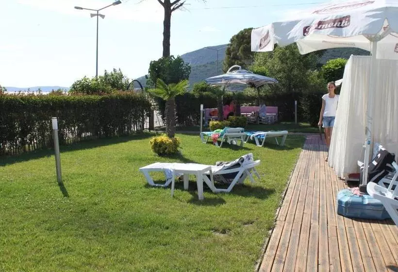ホテル Aloria Garden