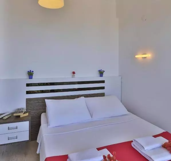 ホテル Antiphellos Pension Küçükçakıl