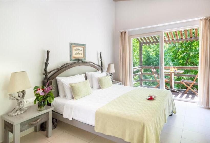 בית מלון כפרי Golden Key Bordubet