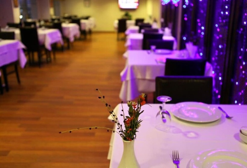 בית מלון כפרי Sun Inn